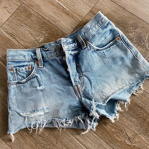 Levi’s 501 denim shorts